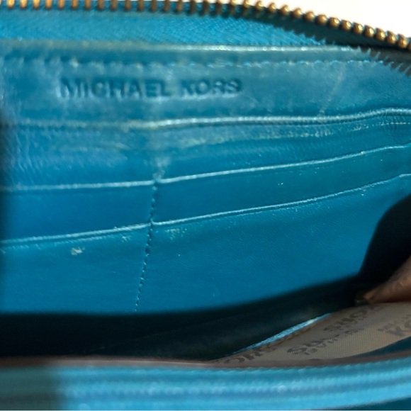 Michael Kors Teal Quilted Wallet with Gold Accents - Picture 4 of 5